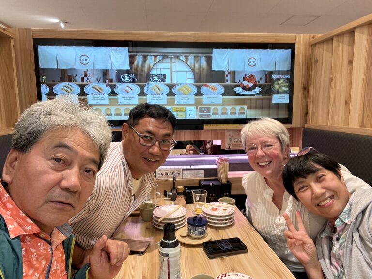 “I tried conveyor belt sushi for the first time! It was amazing—so delicious and incredibly affordable.”