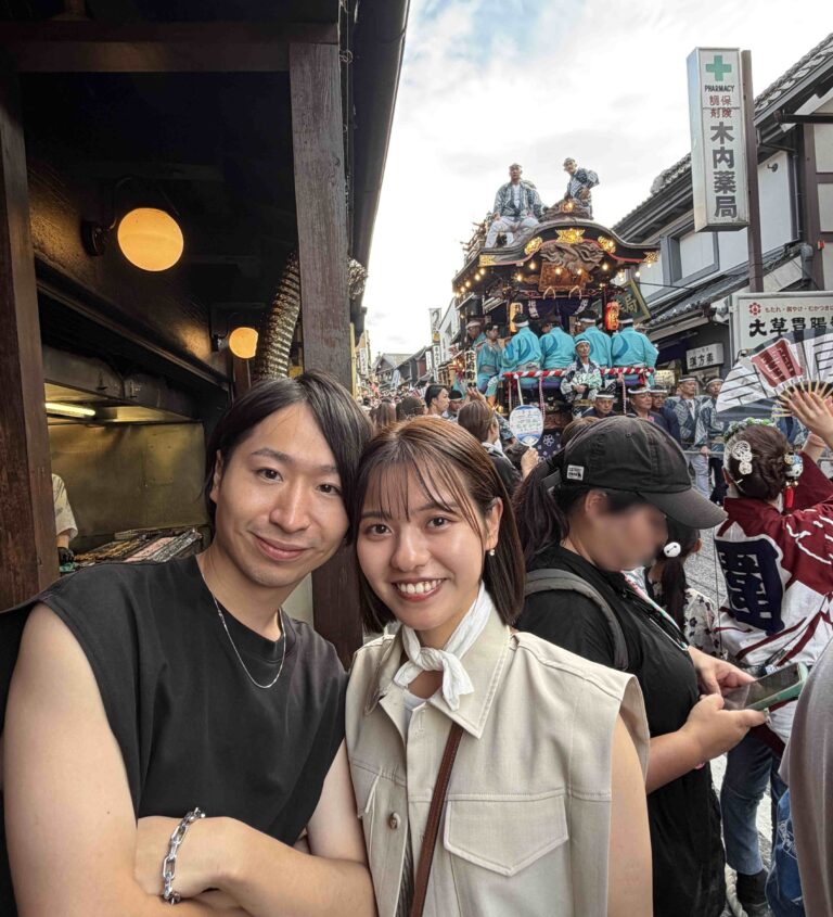 20260711_175347成田祇園祭笑顔の2人