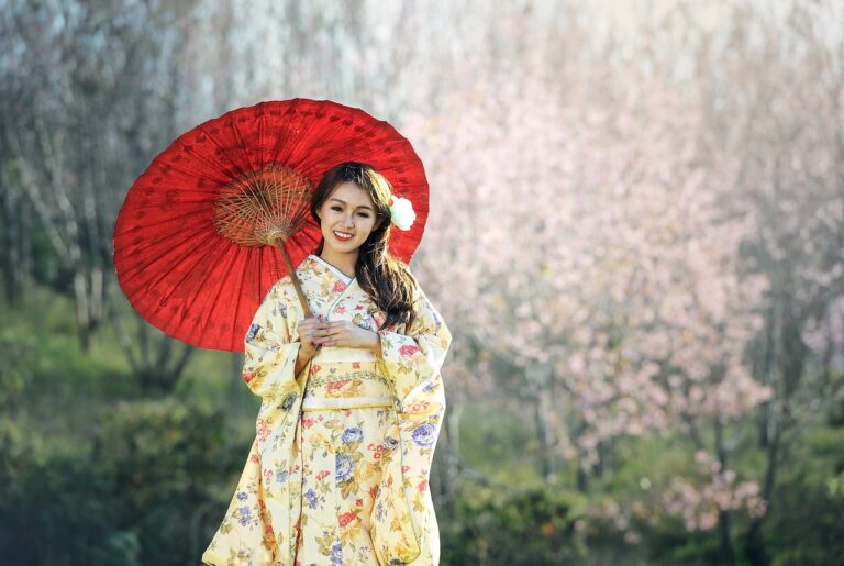 geisha, kimono, umbrella, parasol, portrait, asian, asian woman, dress, traditional dress, asia, culture, exotic, fashion, japanese, kyoto, lady, oriental, smile, tradition, traditional, woman, smiling, happy, kimono, kimono, umbrella, umbrella, japanese, japanese, japanese, japanese, japanese, kyoto, lady, smile